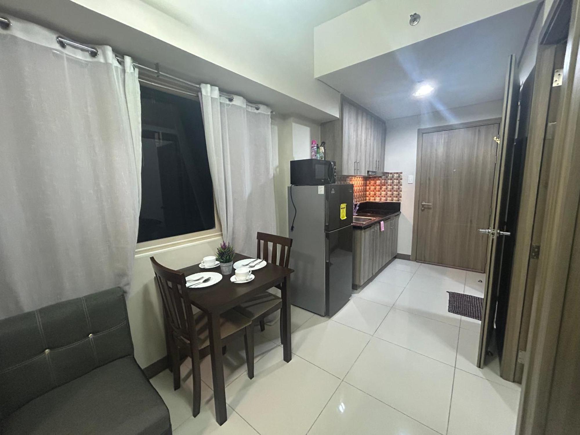 2Br Coast Residences マニラ市 エクステリア 写真